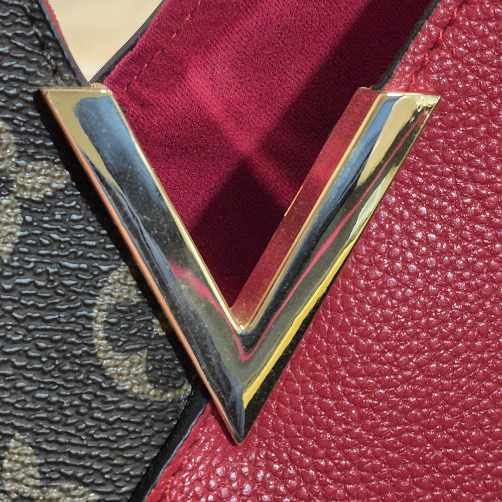 Louis Vuitton Red and Monogram Leather Purse - Picture 9 of 16